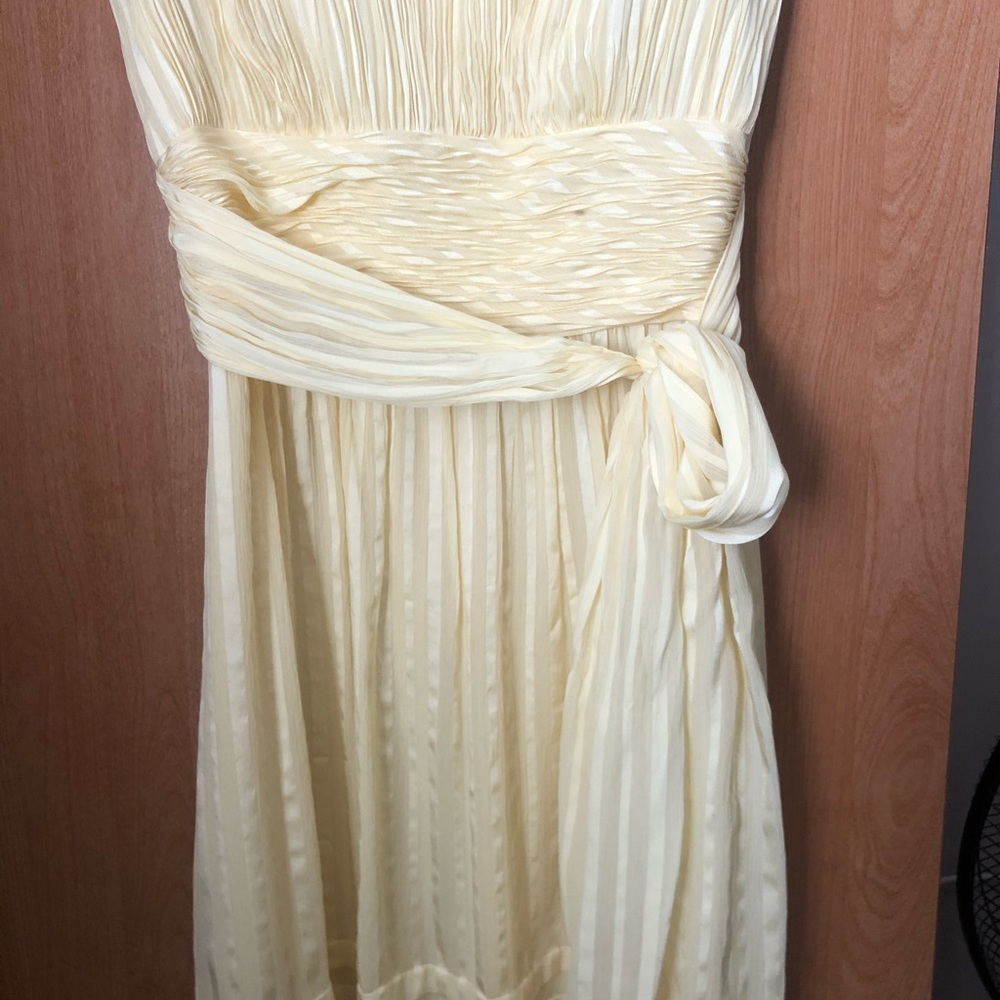 Yellow dress